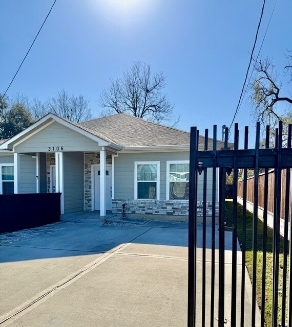 Photo - 3106 King St