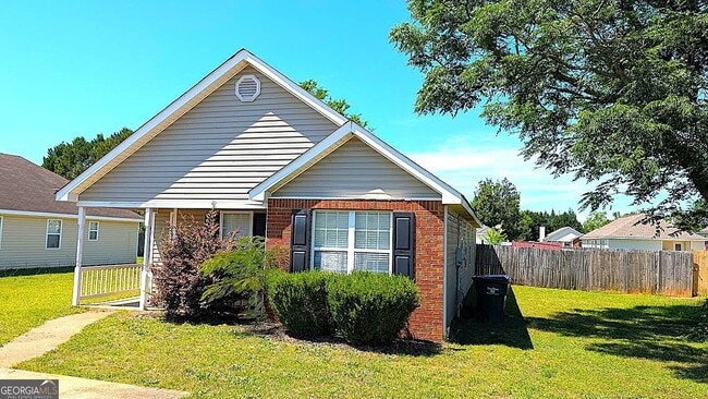 Building Photo - 210 Strawbridge Ln