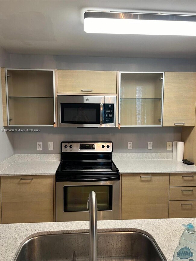 Photo - 350 NE 24th St Unit 802