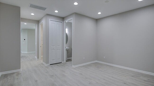 Photo - 363 Harborside Dr