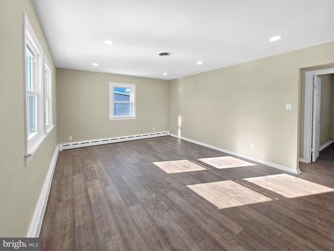 Building Photo - 120 3rd