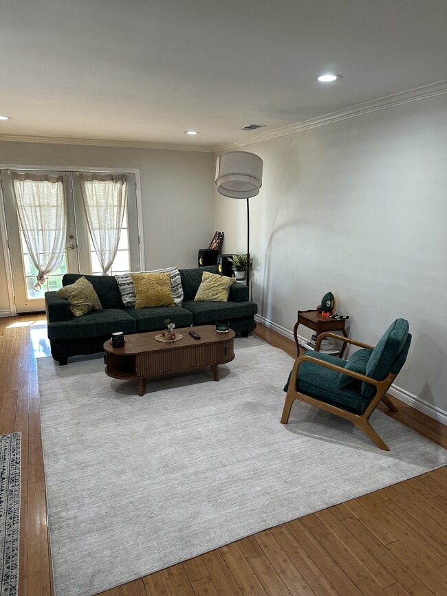 Building Photo - 5138 W 141st St