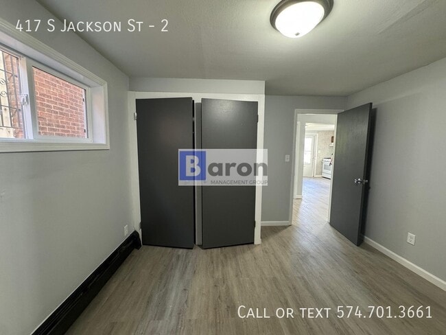 Photo - 417 S Jackson St Unidad 2