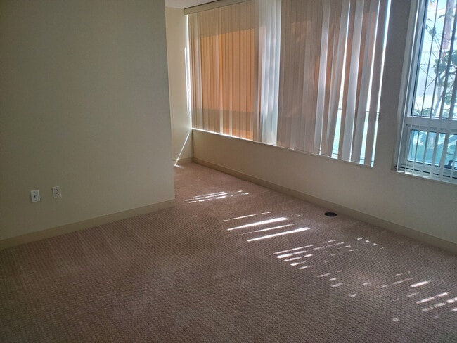 Photo - Beautifully Updated 2/2 with Parking! Unit 603