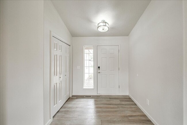 Photo - Beautifully Remodeled Home in Northwest Meridian