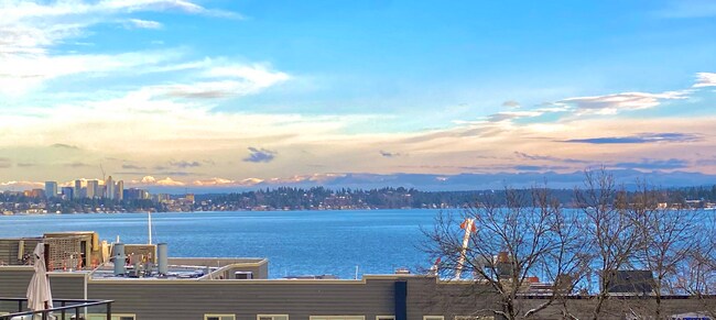 Photo - 110 Erie Ave Unidad A