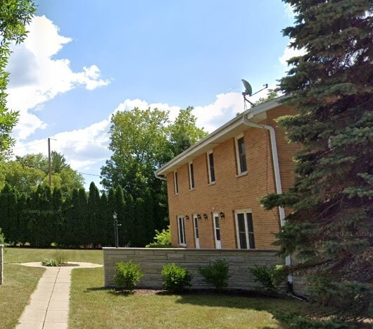 Photo - 1124 N 117th St