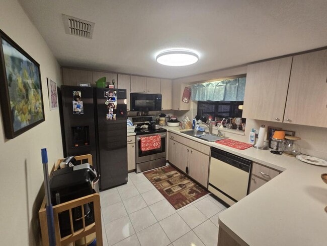 Photo - 4261 Paradise Cir