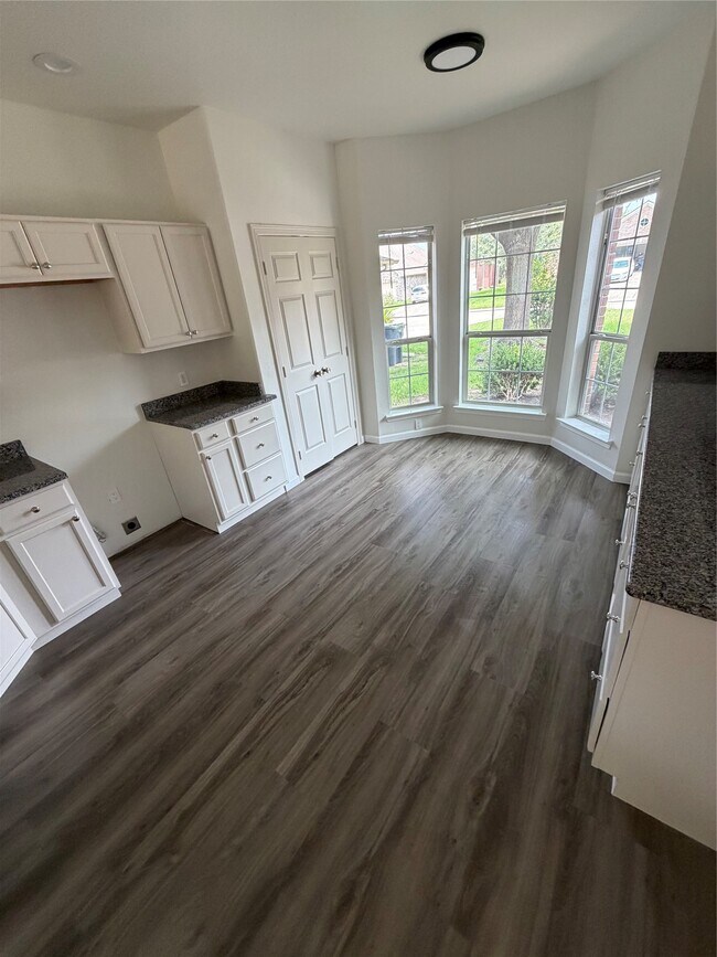 Photo - 2205 Highland Crossing Dr