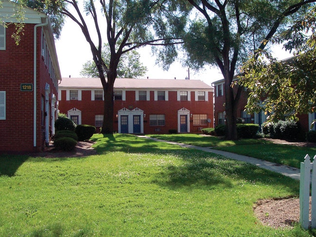 Hamilton Arms Apartments For Rent In Columbus Oh Forrent Com