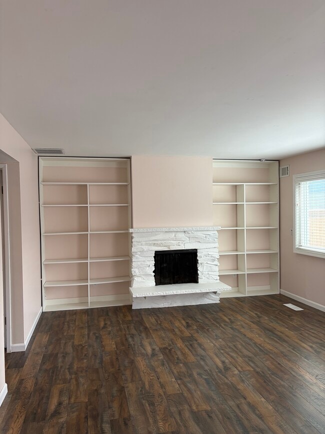 Photo - 2095 S Kent Des Moines Rd