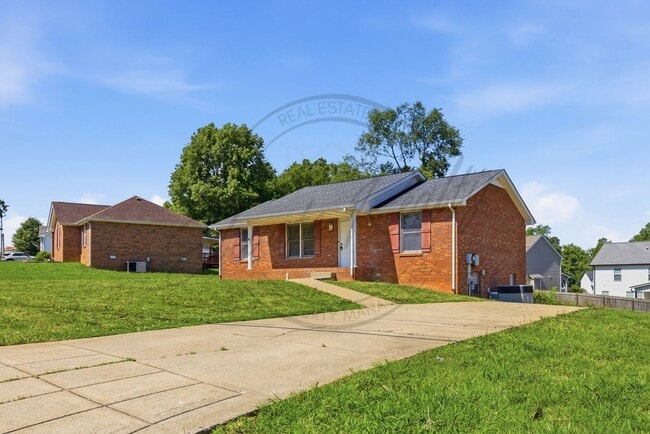 Photo - SPRING SPECIAL 1/2 OFF First Months Rent: Three Bedroom home in Clarksville with Basement!