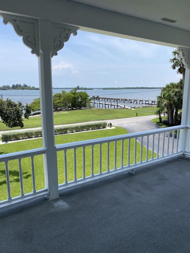 Photo - St Lucie Club