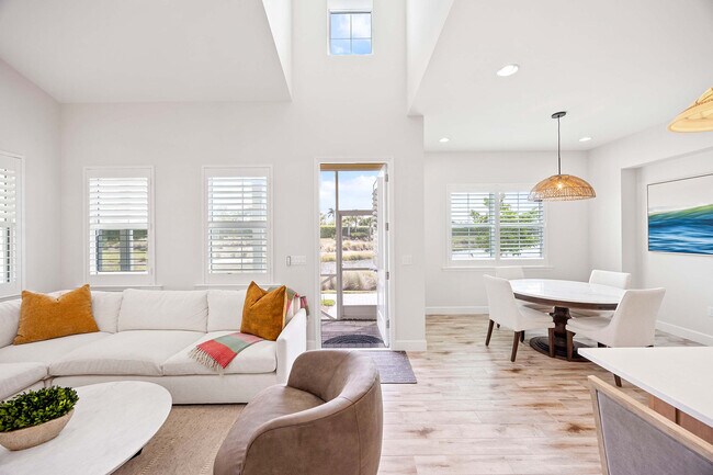 Photo - 7018 Saona CT