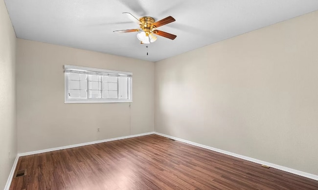 Photo - 1815 S Deframe St