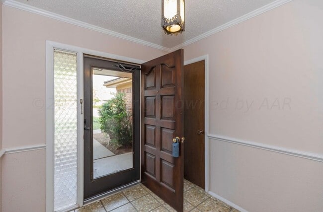 3703 Montague Dr