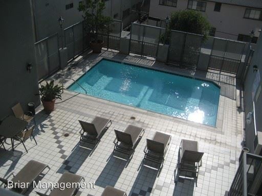 Photo - 1425 N Sierra Bonita Ave