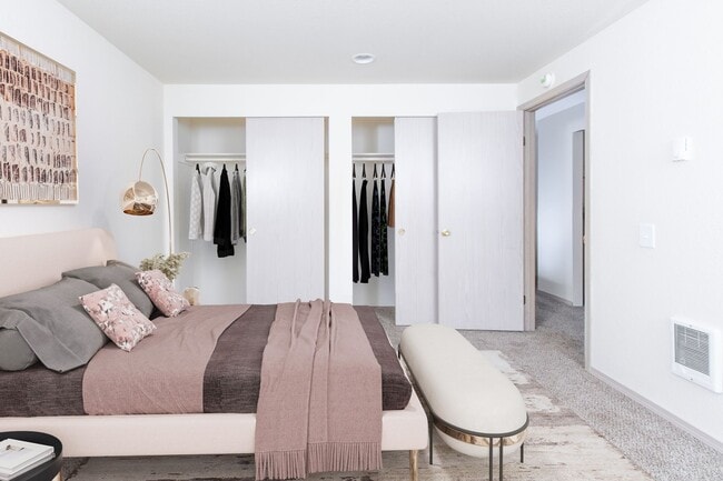 PARKGROVE APARTMENTS