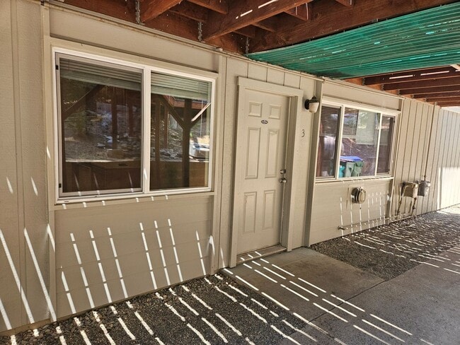 Building Photo - 20633 Chief Fuller Rd Unit 3 Rental