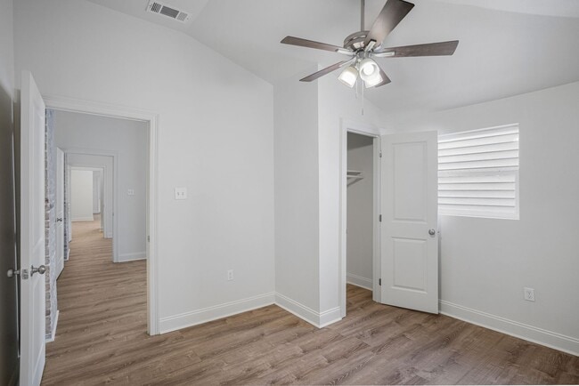 Photo - 1721 France St Unidad 1723