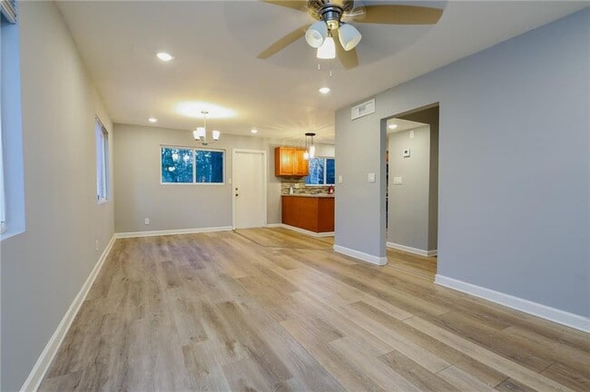 Photo - 1277 Goodwin Rd NE Unit 1277