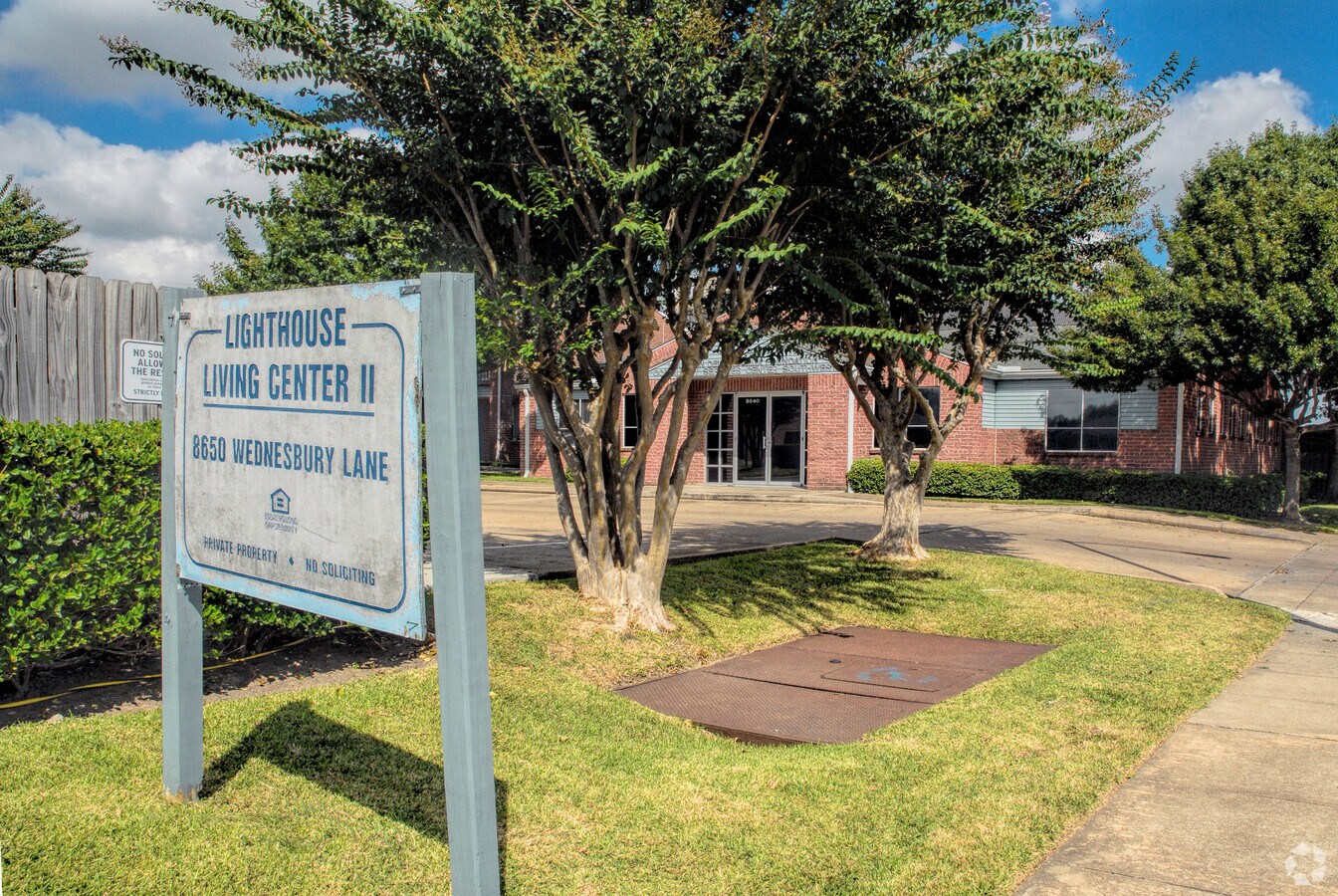 Photo - Lighthouse Living Center II