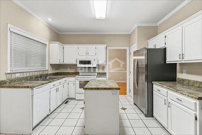 Photo - 3520 Huntingridge Dr