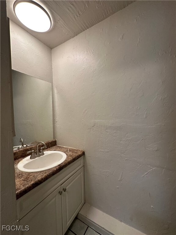 Building Photo - 2210 Cantor Ln Unit C