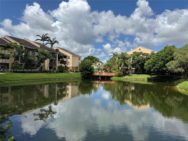 Building Photo - 9999 Summerbreeze Dr Unit 415 Rental