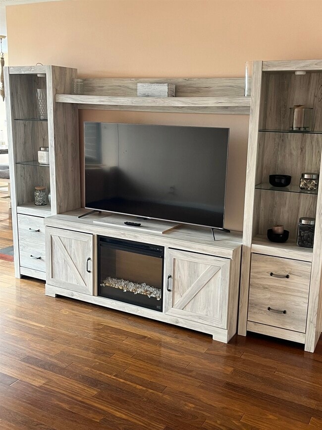 Photo - 9060 Palisade Ave Unit 307