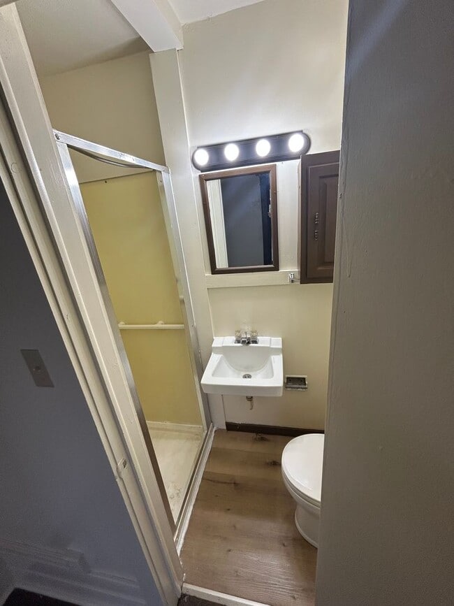 Photo - Sunnyside Multi-Family Unit 2