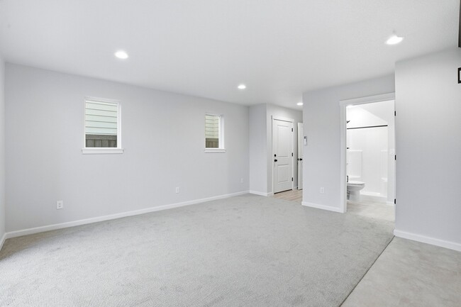 Photo - 4668 SE 2nd St