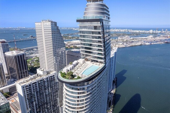 Building Photo - 300 Biscayne Boulevard Way Unit 1604 Rental