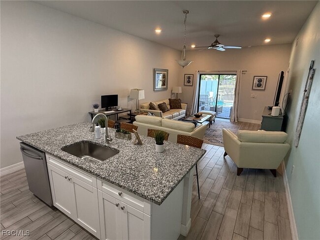 Photo - 315 SW 47th Terrace