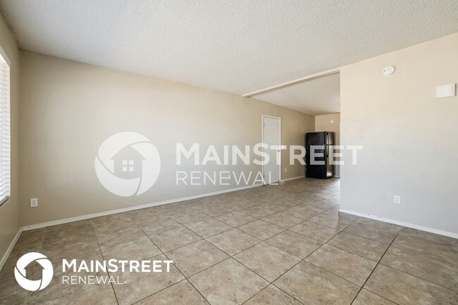 Photo - 2310 E Canada St