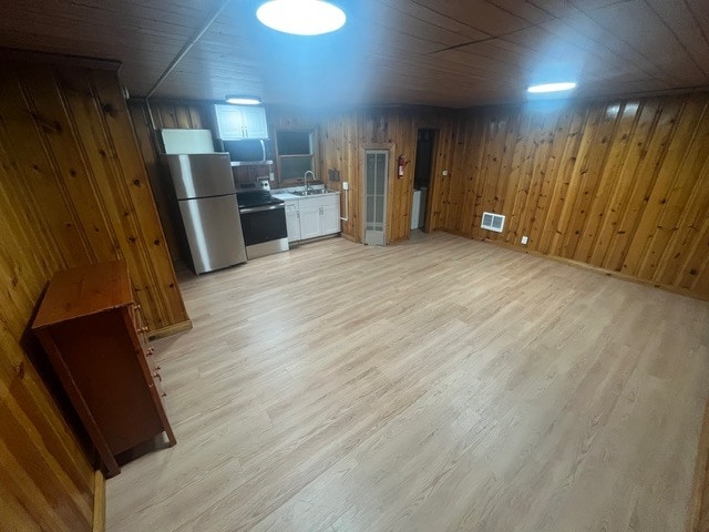 Building Photo - 1005 W Spruce St Unit 5