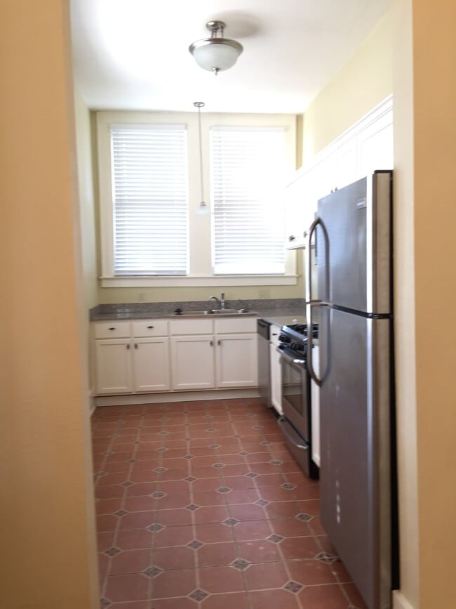 Photo - 920 Scott St Unit D