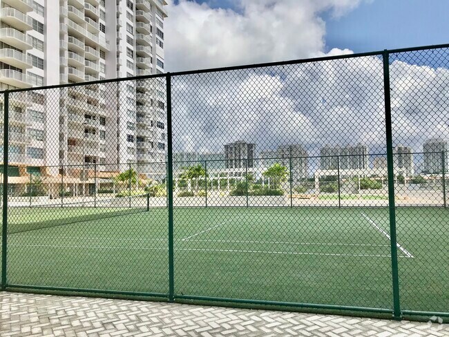 Building Photo - 18041 Biscayne Blvd Unit 4S1902 Rental