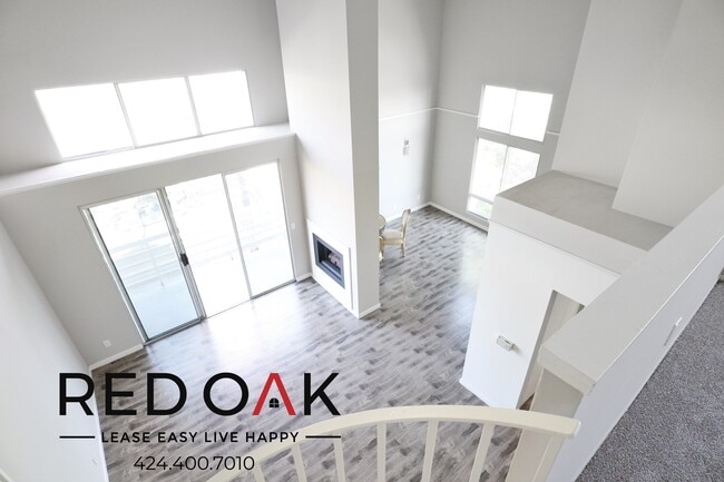 Photo - 6072 Franklin Ave Unidad 301 Rental