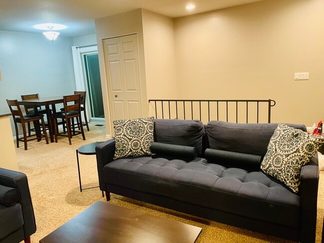 Photo - 1734 Valleywood Ct Unit 4