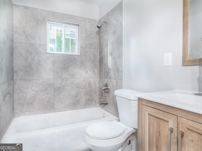 Photo - 511 Gresham Park Dr