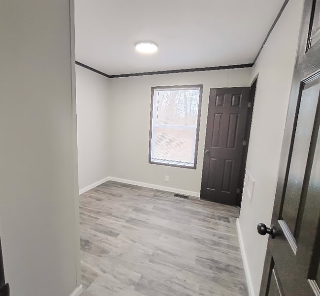 Photo - 100 Deerwood Park