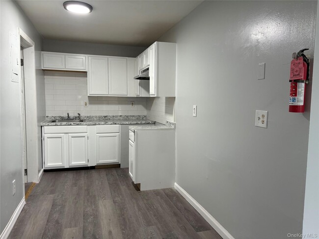 Photo - 208 Main St Unit F