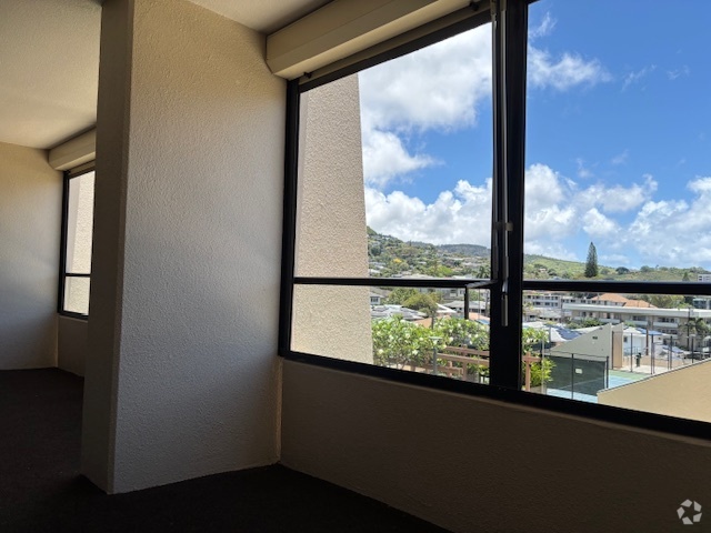 Building Photo - 1717 Mott-Smith Dr Unit 603 Rental