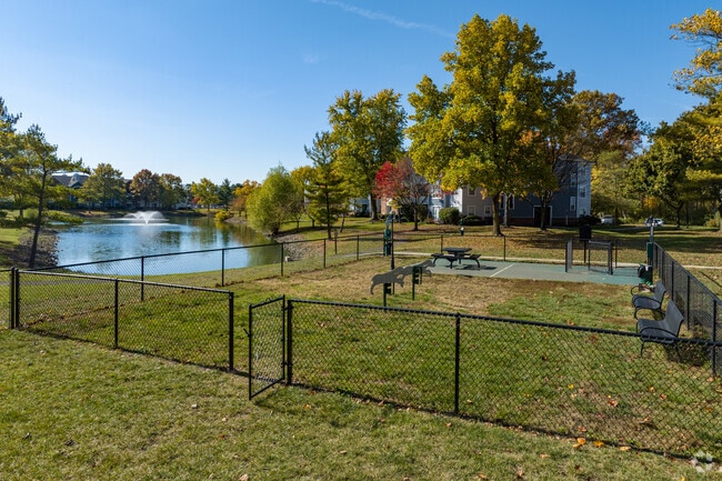 Dog Park - Saw Mill Village Apartments