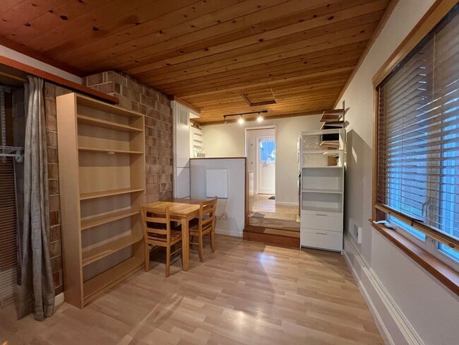 Photo - 15459 Bonney Ln Blvd