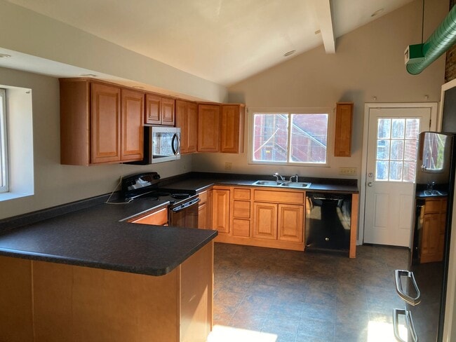 Building Photo - 1202 Federal St Unit FD - 2