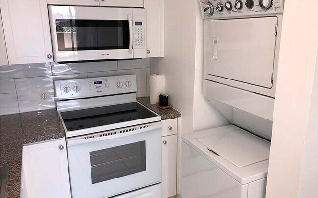 Photo - 10000 NW 80th Ct Unit #1-2456