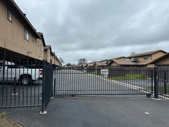 154 S Parsons Ave Unit 154 C
