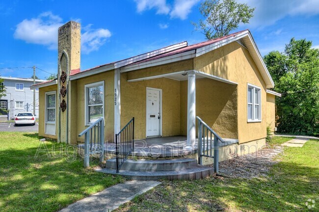 Building Photo - 1925 Central Ave Rental